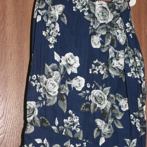 Agnes and Dora Large Maxi!